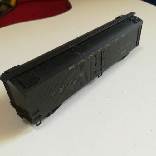 Athearn? goods wagon