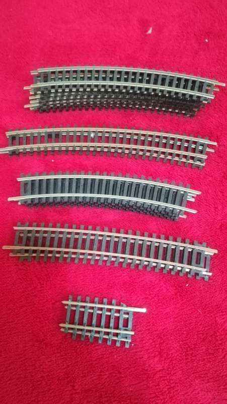 19 Pieces Various Peco Track