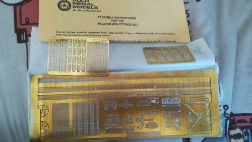 Photo Etch Modern USN Fittings Set Gold Medal Models