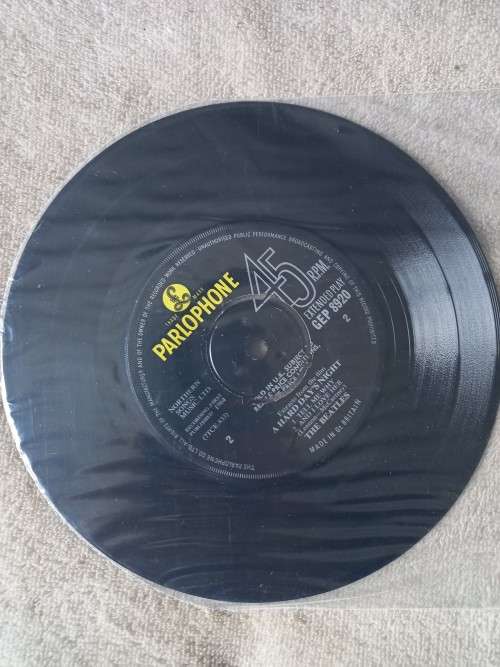 7` The Beatles, Extracts From The Film `A Hard Day`s Night` GEP8920