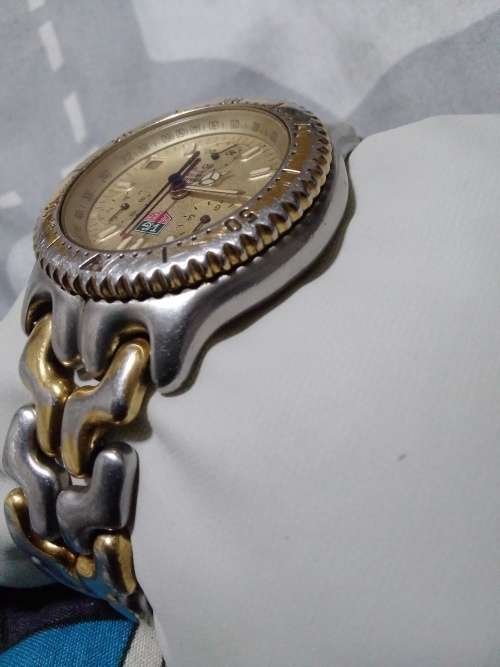 Tag Heuer Professional 200m Chronograph Watch (relist)