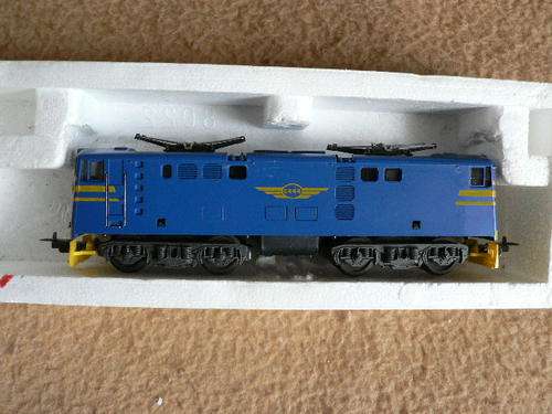 Lima SAR Blue Train Dummy Locomotive ho gauge
