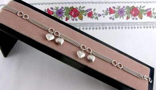 Unusual Vintage 925 Sterling Silver Chain Bracelet with Heart Charms.
