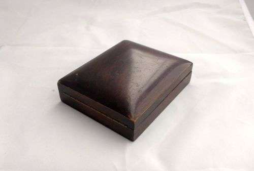 ANTIQUE ORIGINAL WOODEN HOWARD POCKET WATCH BOX 1913 INCLUDING LICENSE.