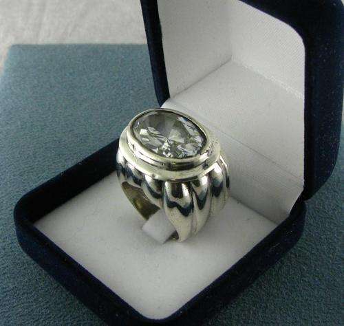 Heavy & Big Vintage 925 Silver Ring with Crystal