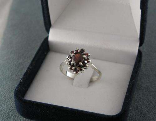 Old Vintage 925 Silver Cluster Ring with Genuine Garnets. Hand made