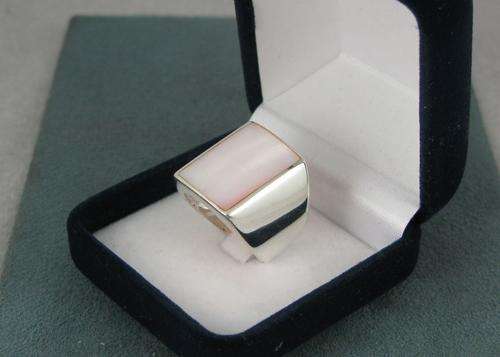 Big Vintage 925 Silver Ring with Mother of Pearl
