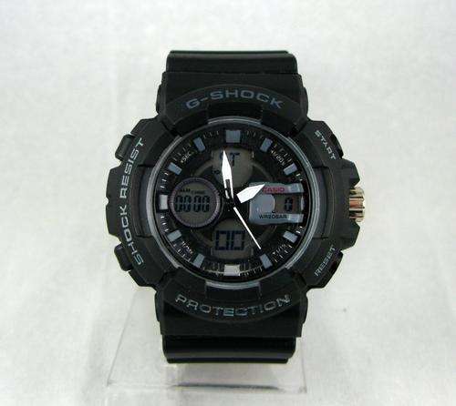 Reproduction of Casio G-Shock Mens Shock Resistant Sports Watch.
