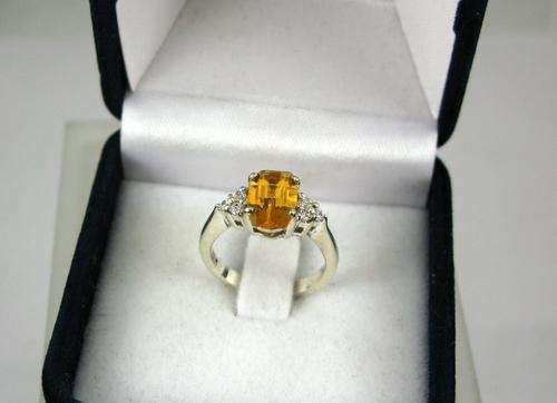 Beautiful Vintage 925 Silver Cluster Ring with Citrine & Crystals. As new!