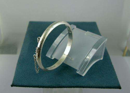 Beautiful Vintage 925 Silver Baby Bangle. Hand Carving.
