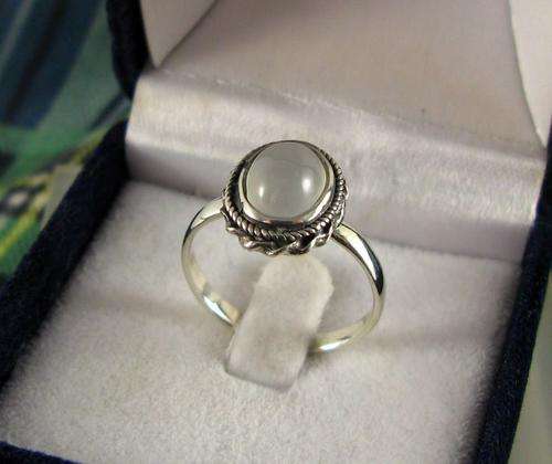 Classic Old Vintage 925 Sterling Silver Solitaire Ring with Moonstone. Revamped as new!