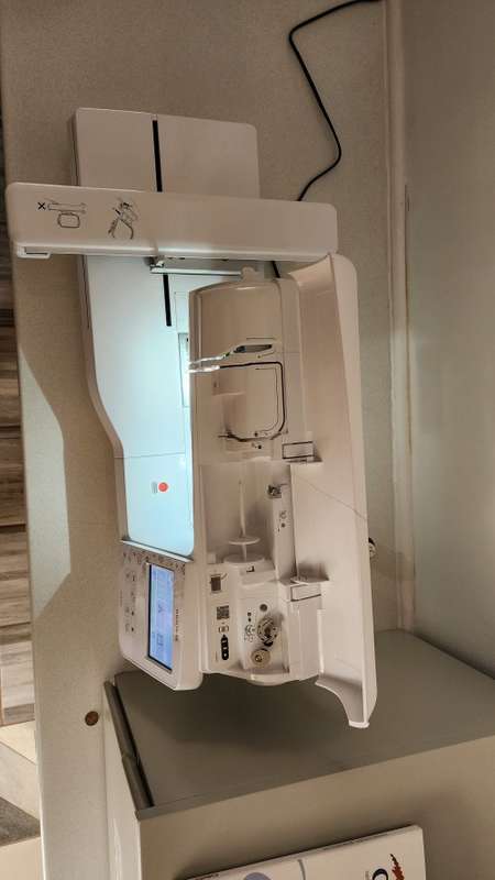 Brother Innov-IS NV880E Embroidery Machine