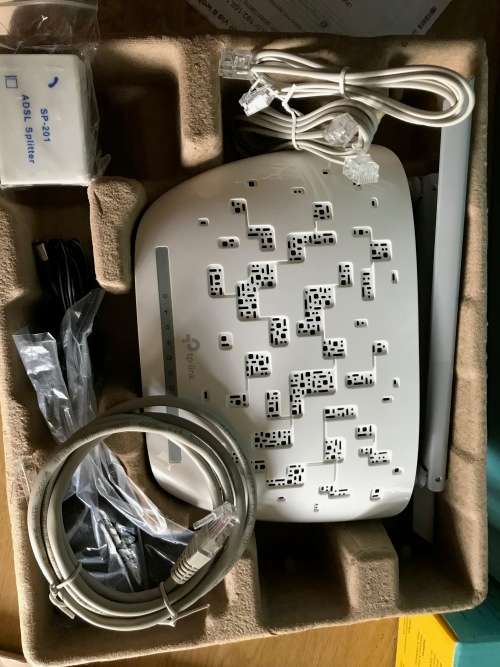 TP-LINK TD-W8961N 4-Port 300MBPS Wireless (Router)