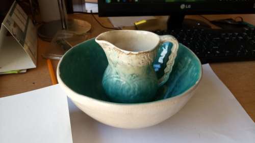 1 x bowl and jug