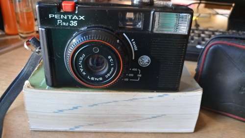 1 x pentax camera