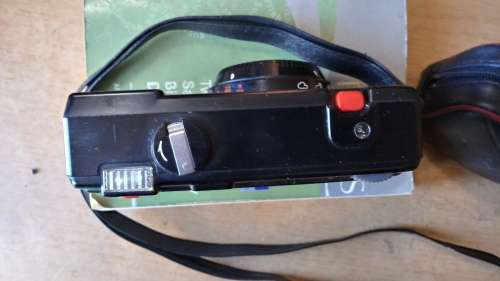 1 x pentax camera