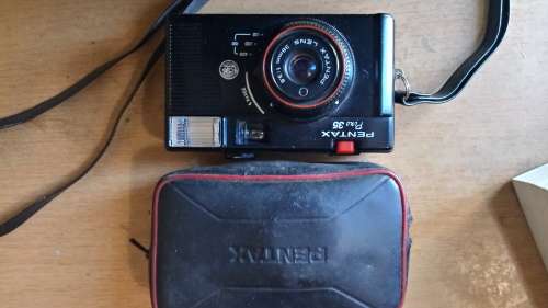 1 x pentax camera