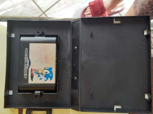 1 x sega 16 bit cartridge sonic the hedgehog