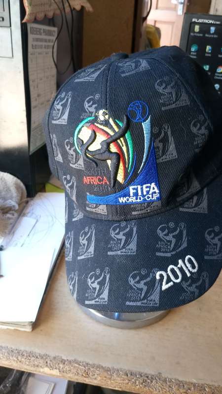 1 x fifa world cup cap 2010