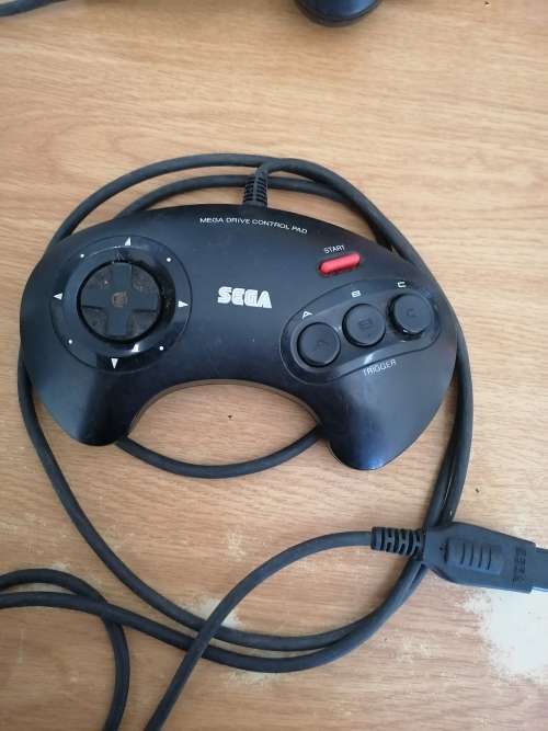 3 x sega game controls