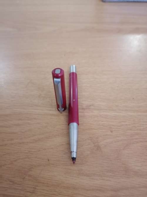 1 x red parker pen