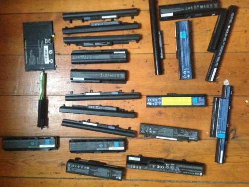 Bulk Job Lot 24 x Mixed Lenovo, ASUS, Samsung, HP Etc Laptop Batteries.