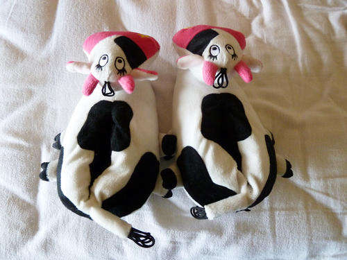 Aminal fluffy slippers