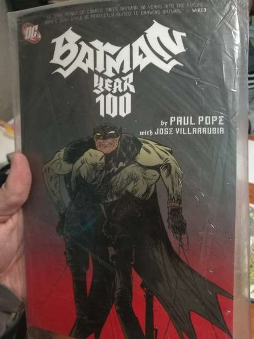 Batman - Year 100 - Paul Pope, Jose Villarrubia