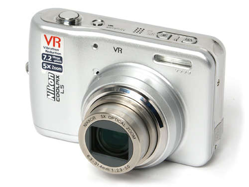 Nikon L5