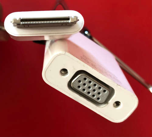 Apple 30 pin Adapters (5 adapters)