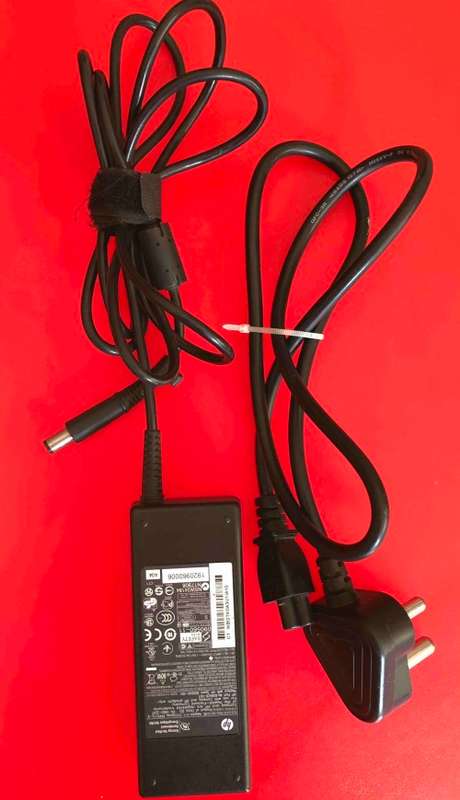 HP 90W Laptop Charger and Power Plug