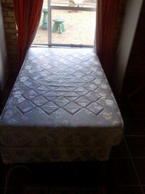 Bed 3/4