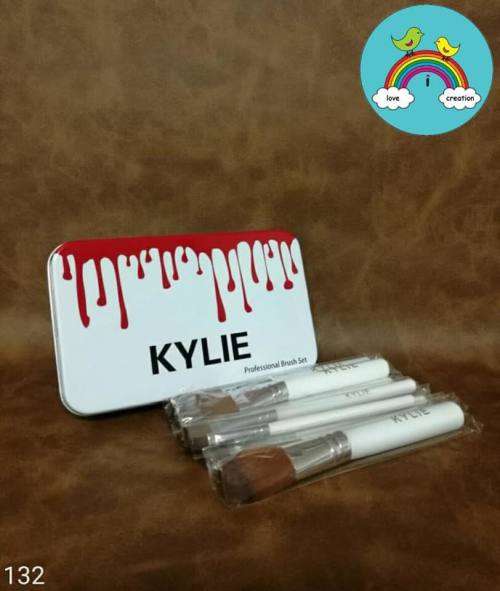KYLIE 12PC MAKEUP BRUSH SET IN STEEL BOX