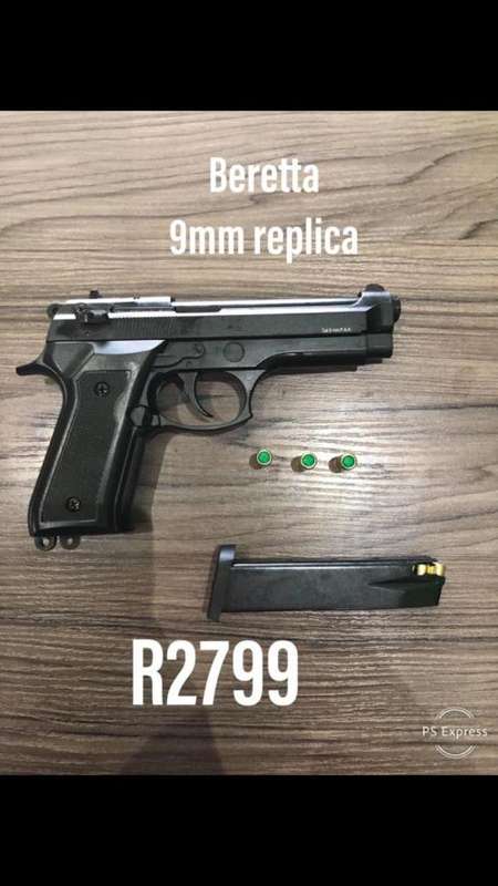 BLANK / PEPPER FIRING PISTOL BERETTA REPLICA BLOW F92