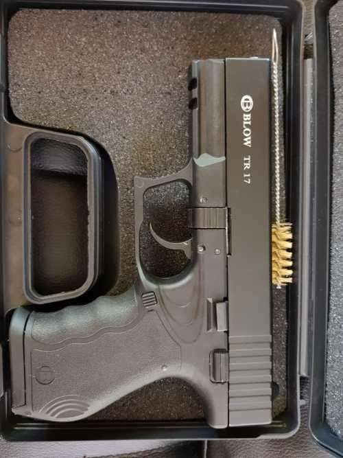 BLOW TR17  GLOCK REPLICA BLANK/PEPPER PISTOL*NO LICENCE NEEDED*