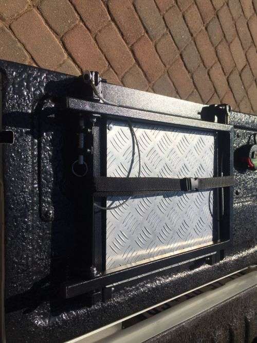 TRAIL STEP Tailgate step for bakkie bakkie ladder bakkie step easy acces step bakkie 4x4