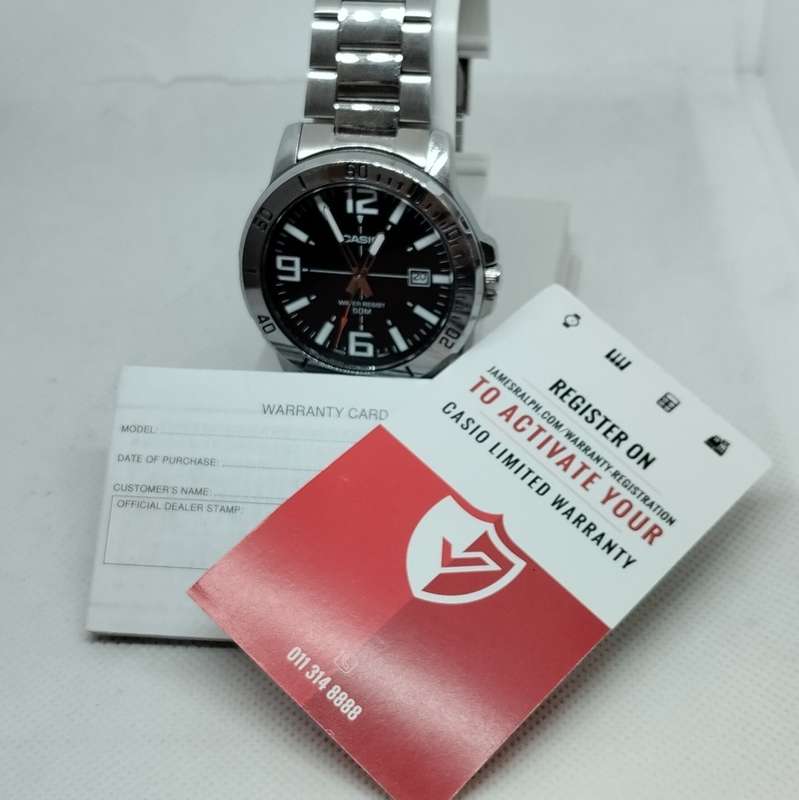 Casio Men`s Watch with Box and Papers #W0024