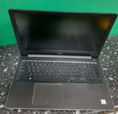 DELL Vostro 15 5568 Intel 7th Gen,16GB Ram,512GB Ultra-Fast SSD M.2 Core i7-7500U up to 3.50GHz CPU
