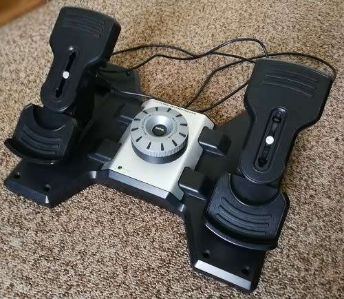 Thurstmaster HOTAS Joystick Throttle & Saitek ProFlight Rudder Pedals
