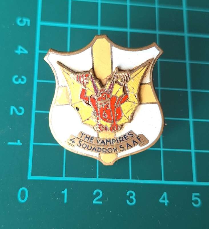 SAAF 4 Squadron WW2 Pin Badge