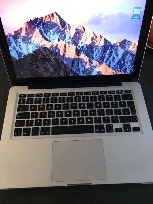 Apple MacBook Pro 13.3-inch | Core i5 2.5GHz | 8GB DDR3 RAM | 500GB HDD | MD101 *MINT CONDITION*