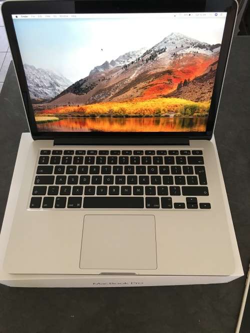 Apple MacBook Pro 13" Retina | 2.7Ghz |8GB | 256GB