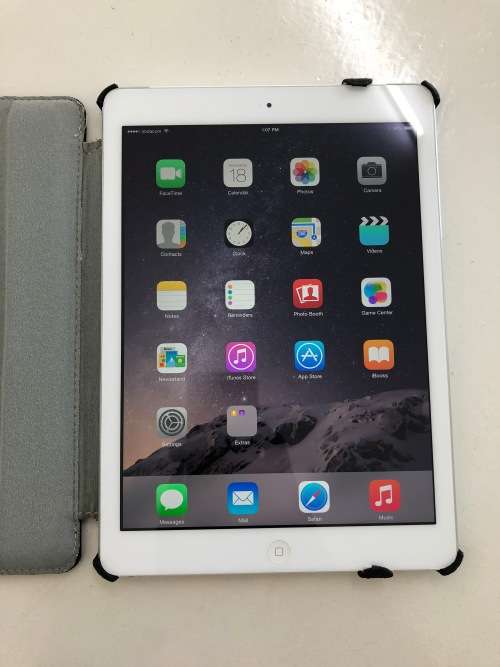 iPAD AIR 64GB WiFi/Cellular Silver