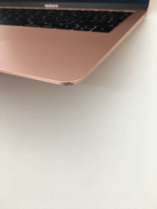 2018 MacBook Air 13 inch Rose Gold