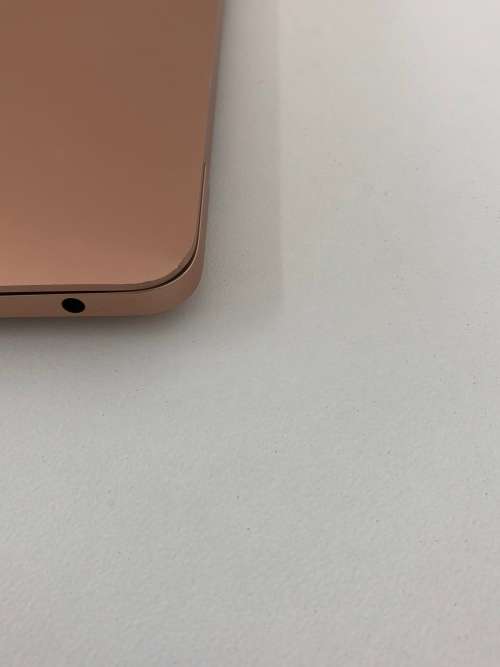 2018 MacBook Air 13 inch Rose Gold