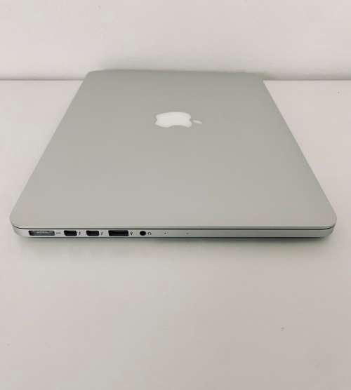 Apple MacBook Pro 13" Retina | 2.4GHz i5| 4GB DDR3 RAM | 128GB Flash Storage