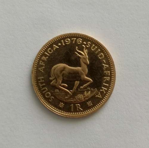 1976 gold one rand.  22 ct. 4 grams.