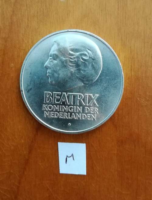 92.5 sterling silver nederland 50 gulden. Commemorative coin.