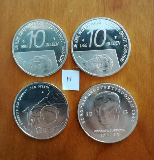 4 x 80% silver nederland 10 guldens.  AU-UNC
