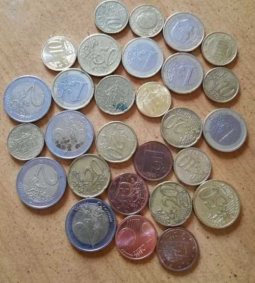 16 Euro's in total. R260.08 in today's exchange rate. 16/11/19